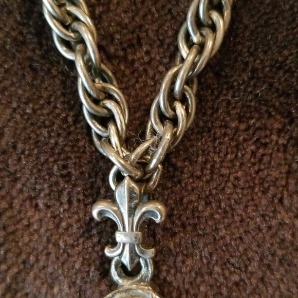 Vintage Fleur de Lis Statement Necklace - Picture 4 of 4